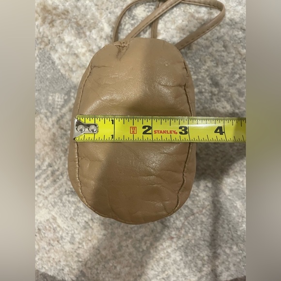 Unbranded Little Tan Fanny Pack Crossbody Purse Zip Closure Minimalist Boho - Picture 8 of 10